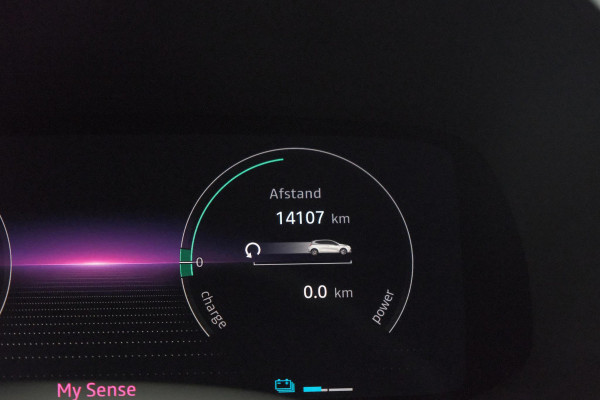 Renault Clio 1.6 E-Tech Full Hybrid 145 techno | 360 Camera | Adaptieve Cruise Control | Dodehoekdetectie | 9.3 Inch Groot Scherm