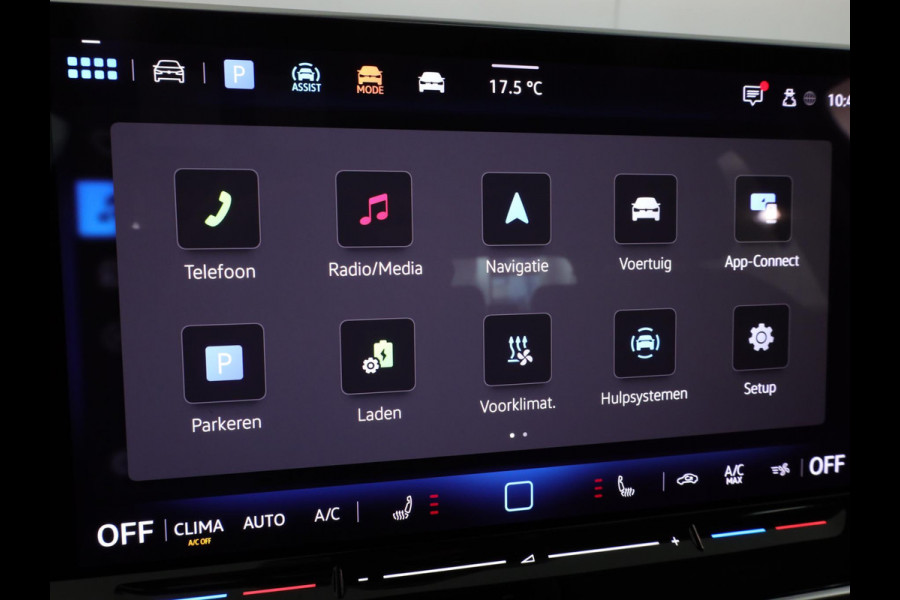 Volkswagen Golf 1.5 eHybrid Style Edition 204PK PHEV | Navigatie | Matrix koplampen | 18"LM velgen | Head up Display |