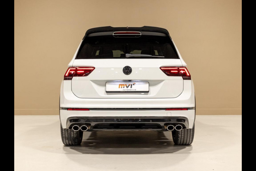 Volkswagen Tiguan 2.0 TSI 4Motion 2x R-Line Blackstyle / 230pk / Panoramadak / Trekhaak / Leder