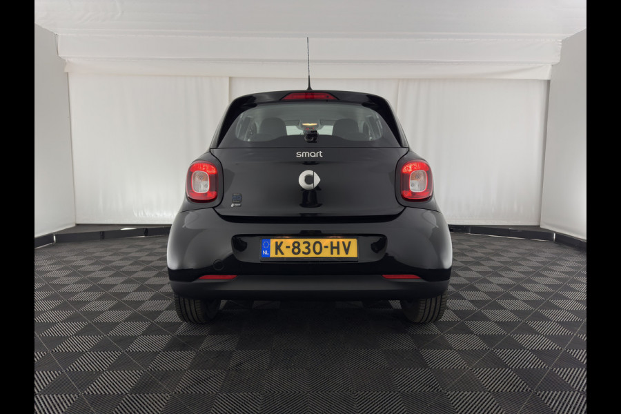 Smart Forfour EQ Essential 18 kWh [ 3-Fase ] {SOH-95%} (INCL.BTW) *FULL-LEATHER | AIRCO | CRUISE | COMFORT-SEATS | 15''ALU*