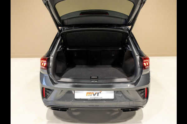 Volkswagen T-Roc 1.5 TSI R-Line Edition / 150pk / Stoel en stuur verwarming / Achteruitrij camera / Keyless /