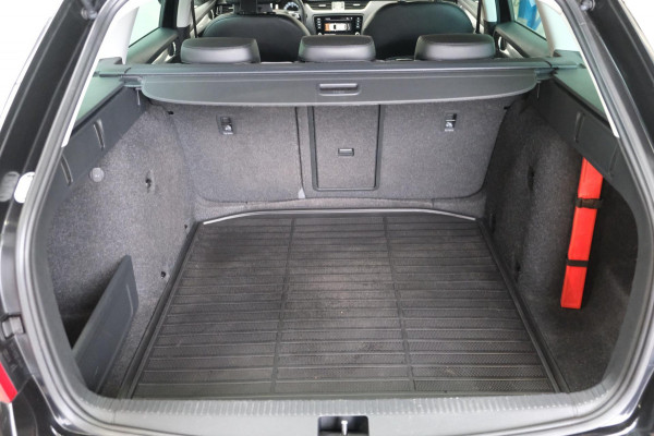 Škoda Octavia Combi 1.0 TSI Greentech Business Edition - N.A.P. Airco, Cruise, PDC, Navi, Trekhaak.