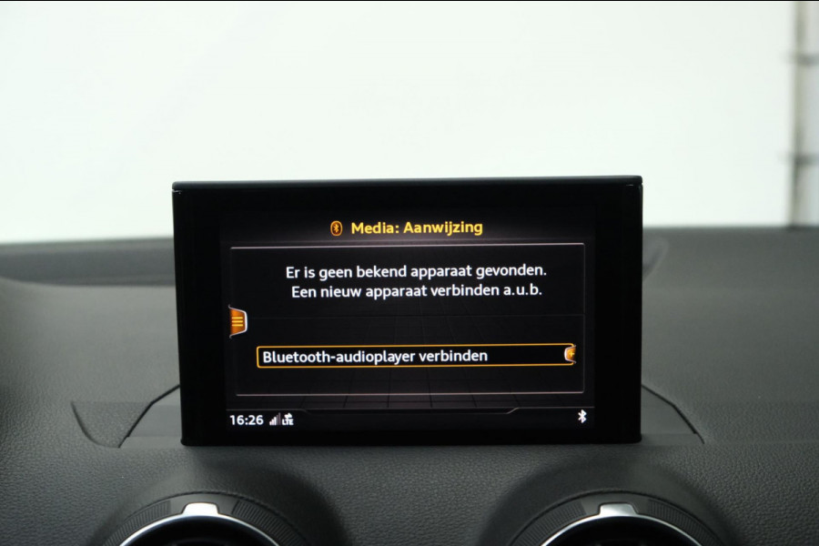 Audi Q2 35 TFSI S Edition 2x S-Line Automaat - N.A.P. Airco, Cruise, PDC, Navi, Trekhaak.