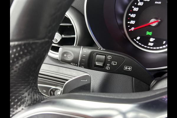 Mercedes-Benz GLC 300 e 4MATIC Business Solution AMG 5 spaaks lichtmetalen velgen | Navigatie | Parking support met camera achter | Night pack | Inclusief 24 maanden MB Certified garantie voor Europa.