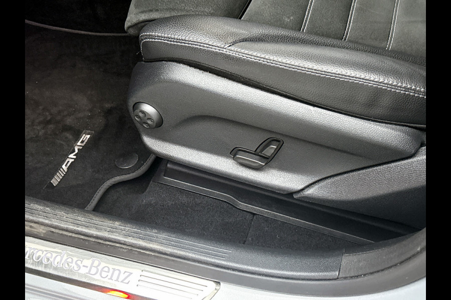 Mercedes-Benz GLC 300 e 4MATIC Business Solution AMG 5 spaaks lichtmetalen velgen | Navigatie | Parking support met camera achter | Night pack | Inclusief 24 maanden MB Certified garantie voor Europa.