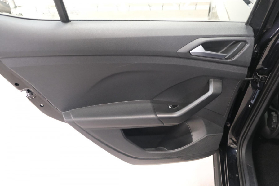 Volkswagen T-Cross 1.0 TSI Life - N.A.P. Airco, Cruise, Navi, PDC.