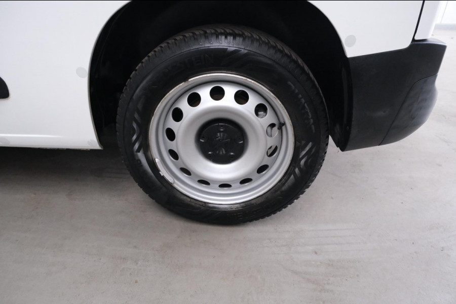 Peugeot Partner 1.5 BlueHDI Premium Automaat - N.A.P. Airco, Cruise, Navi, PDC.