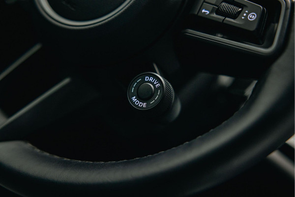 Porsche 911 3.0 Carrera 4 | Sport chrono | verwarmde en verkoelde sportstoelen | schuif-/kanteldak |