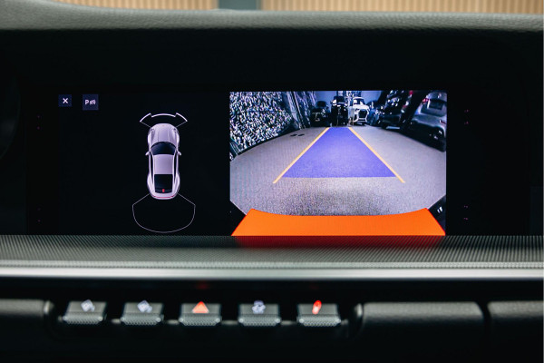 Porsche 911 3.0 Carrera 4 | Sport chrono | verwarmde en verkoelde sportstoelen | schuif-/kanteldak |