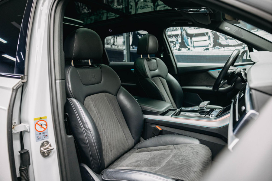 Audi Q7 55 TFSI e quattro Pro Line | Pano | Trekhaak | Luchtvering | B/O | 360 camera |