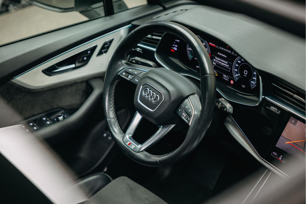 Audi Q7 55 TFSI e quattro Pro Line | Pano | Trekhaak | Luchtvering | B/O | 360 camera |