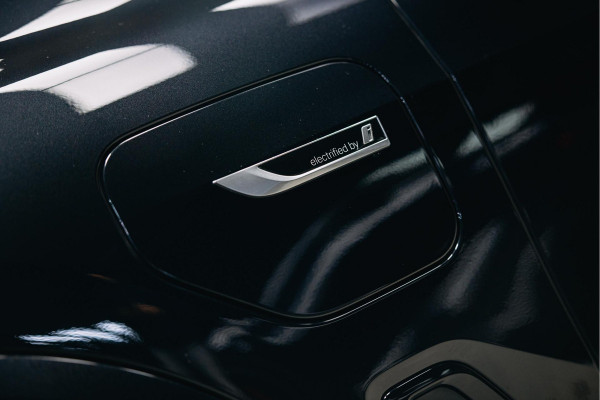 BMW X5 xDrive45e High Executive | Pano | Trekhaak | Luchtvering  | Stoelverwarming |