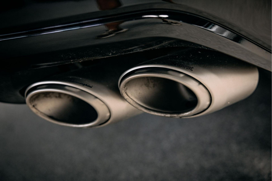 Lamborghini Urus 4.0 V8 S | Urus S | BTW | Akrapovic | Luchtvering | Geel stiksel pakket |