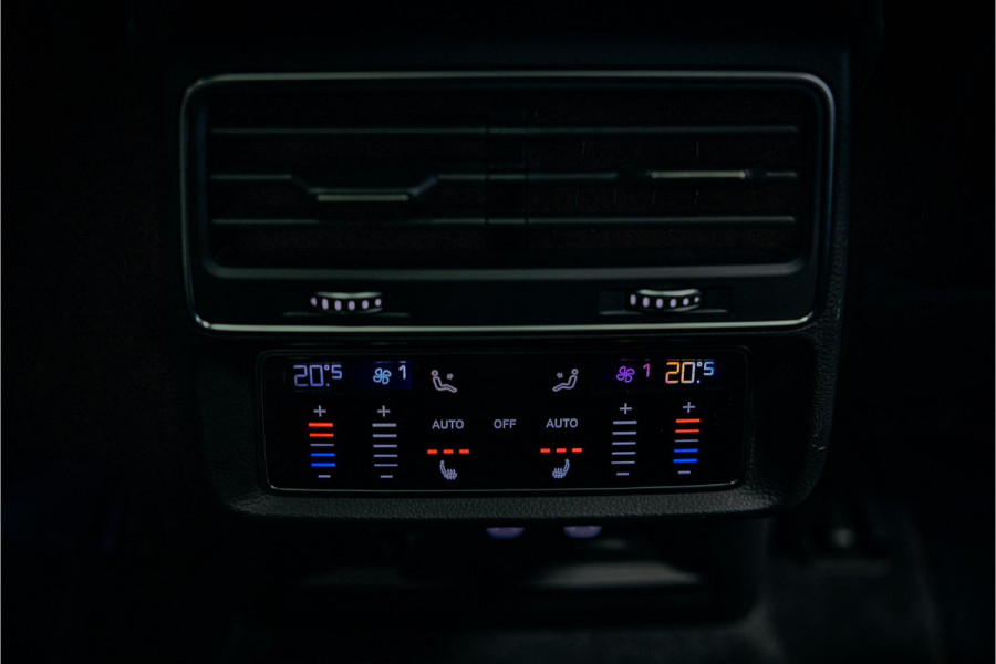 Audi RSQ8 4.0 TFSI quattro ABT audi exclusive kleur | ABT-R | Full Carbon | Massage | Head-Up |  BTW auto |