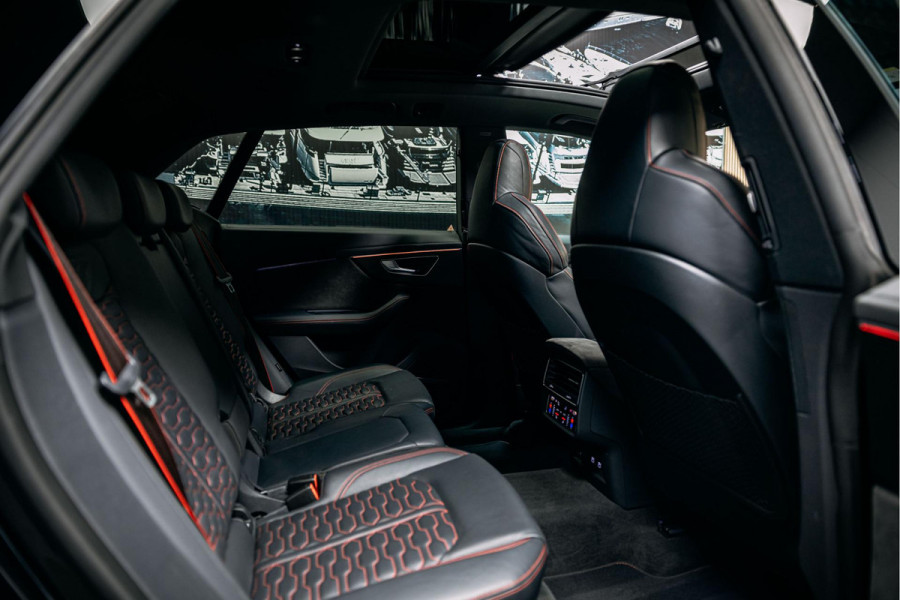 Audi RSQ8 4.0 TFSI quattro ABT audi exclusive kleur | ABT-R | Full Carbon | Massage | Head-Up |  BTW auto |
