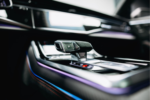 Audi RSQ8 Performance 4.0 TFSI RSQ8 quattro Performance Nieuwe Audi RSQ8 performance Urban Akarapovic Vossen 24 inch Full options Carbon, Nardo