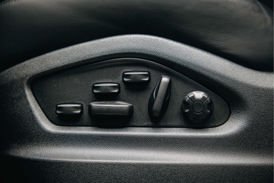 Porsche Cayenne Coupé 3.0 E-Hybrid | Sport Chrono | Trekhaak | Sportuitlaat | 360 camera |