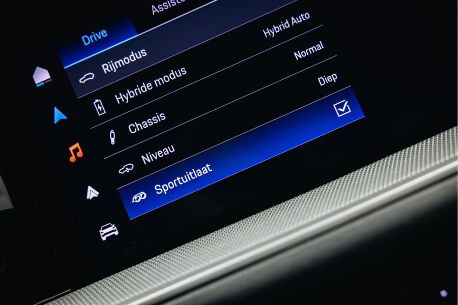 Porsche Cayenne Coupé 3.0 E-Hybrid | Sport Chrono | Trekhaak | Sportuitlaat | 360 camera |