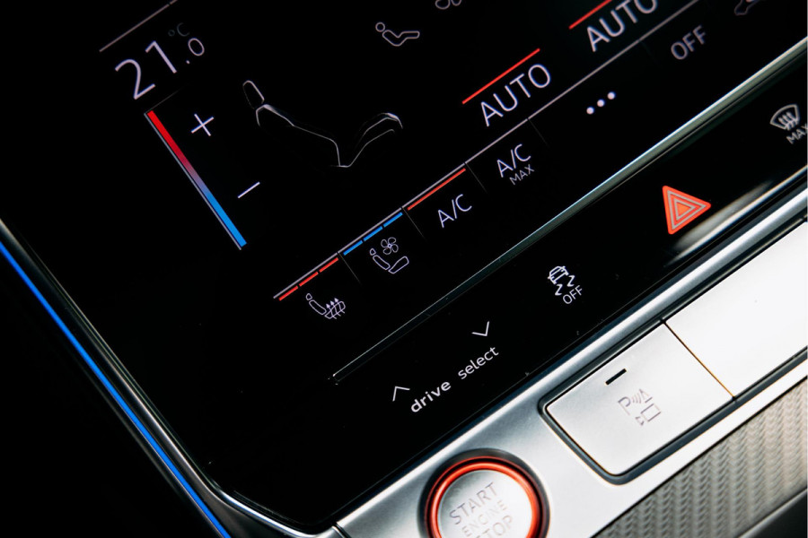 Audi RS6 Avant RS 6 TFSI quattro | Beton grijs matte | 23 inch Vossen HF7 | Keramisch | Pano |