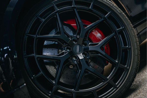 Audi RSQ8 4.0 TFSI quattro | B/ 3D | Carbon interieur en exterieur | Vossen | Rode Stiksels | Trekhaak |