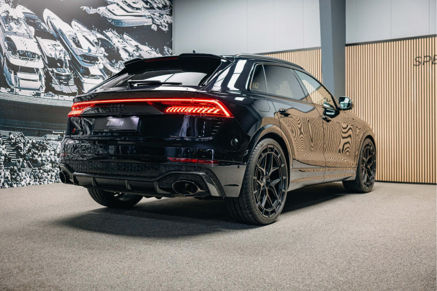 Audi RSQ8 4.0 TFSI quattro | B/ 3D | Carbon interieur en exterieur | Vossen | Rode Stiksels | Trekhaak |