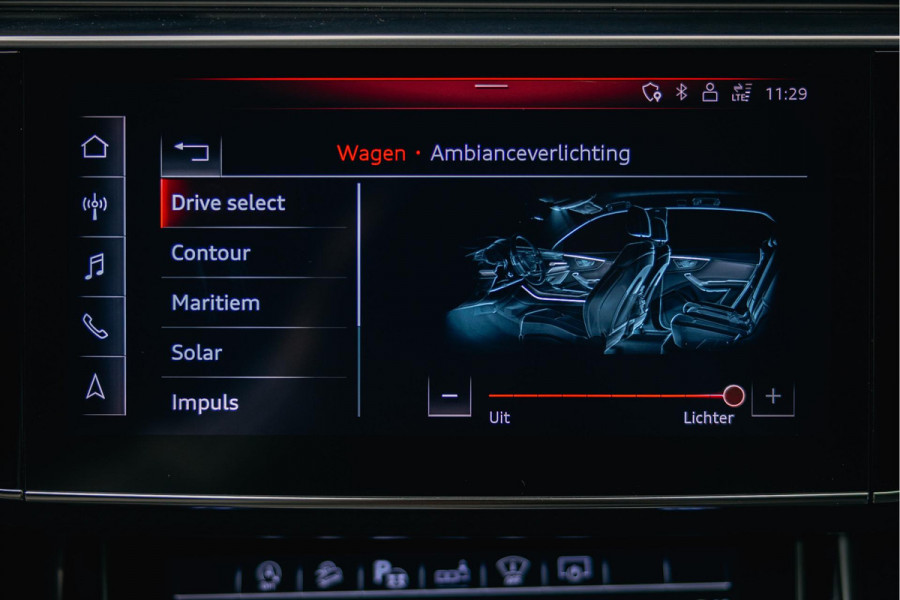 Audi RSQ8 4.0 TFSI quattro | B/ 3D | Carbon interieur en exterieur | Vossen | Rode Stiksels | Trekhaak |