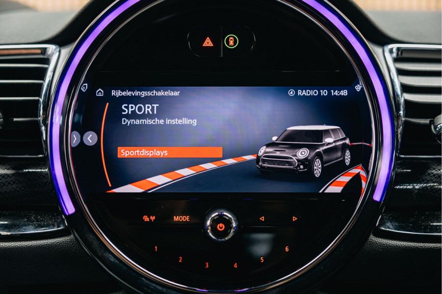 MINI Clubman 2.0 JCW ALL4 John Cooper Works | JCW | Rood dak | Sportstoelen | Stoelverwarming | Head-Up |