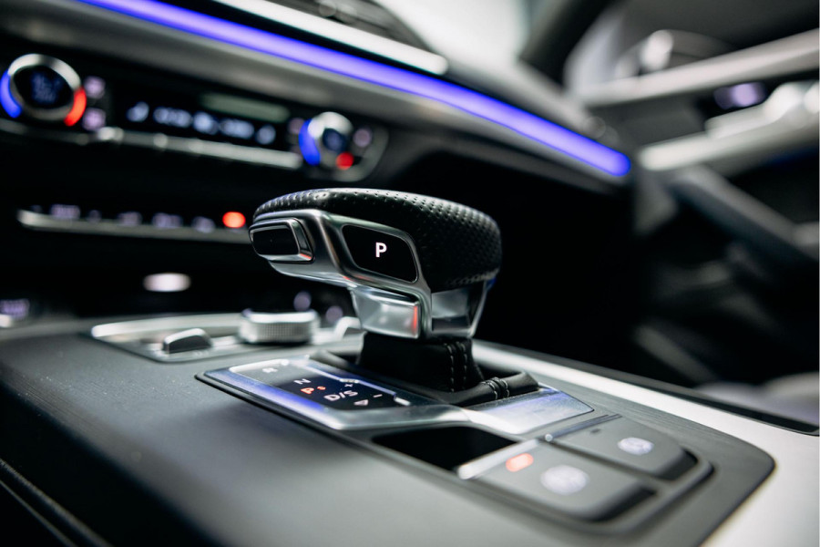 Audi Q5 55 TFSI e quattro Competition | Daytona Grey | Pano | B/O | Stoelverwarming |