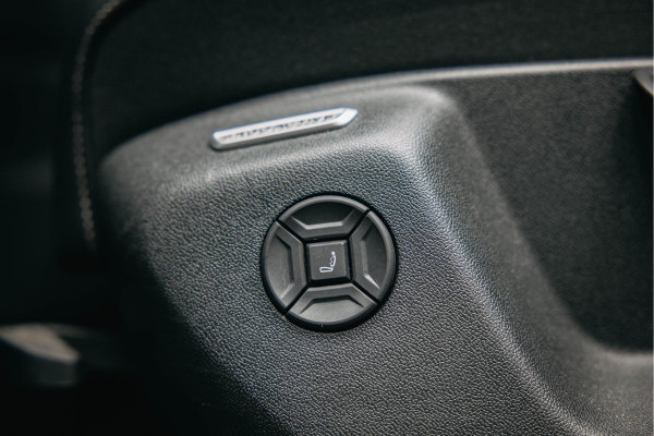 Volkswagen Tiguan 1.5 eTSI R-Line Business | Harman/Kardon | BTW | Pano | Stoelmassage | Trekhaak |