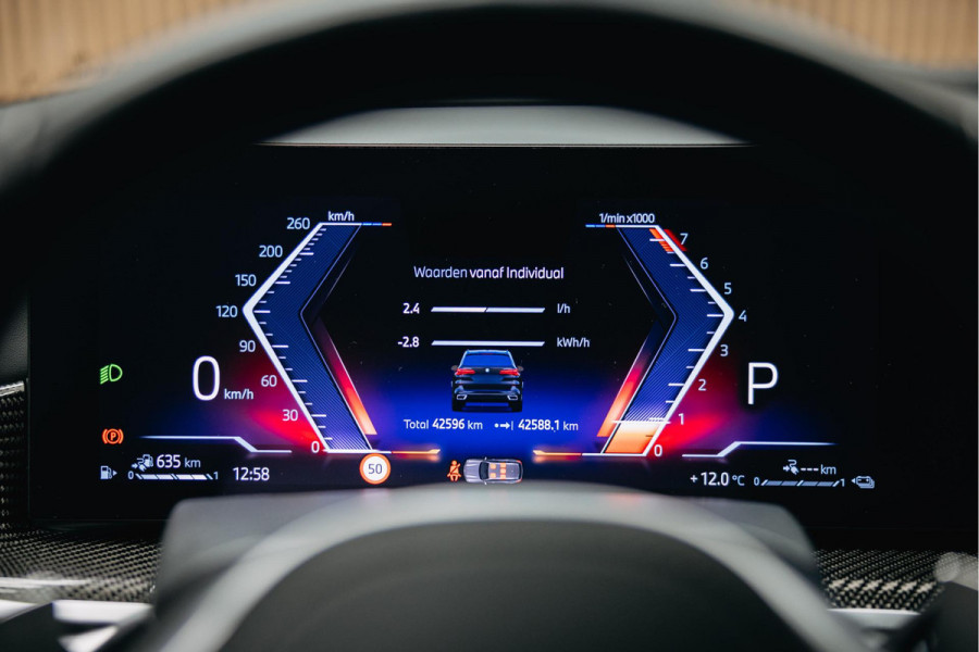 BMW X5 xDrive50e | M uitgevoerd | Trekhaak | Alcantara hemel | Luchtvering | Full PPF in- en exterieur | Skylounge |