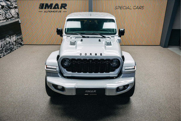 Jeep Wrangler Unlimited 4xe 380 Sahara | Corse Edition Custom Made | Hybride | Stuur- en Stoelverwarming | Achteruitrijcamera |