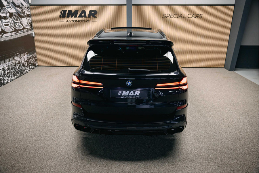 BMW X5 xDrive50e | Volledig M uitgevoerd| Head-up | Verwarmde en verkoelde bekerhouders | Pano |