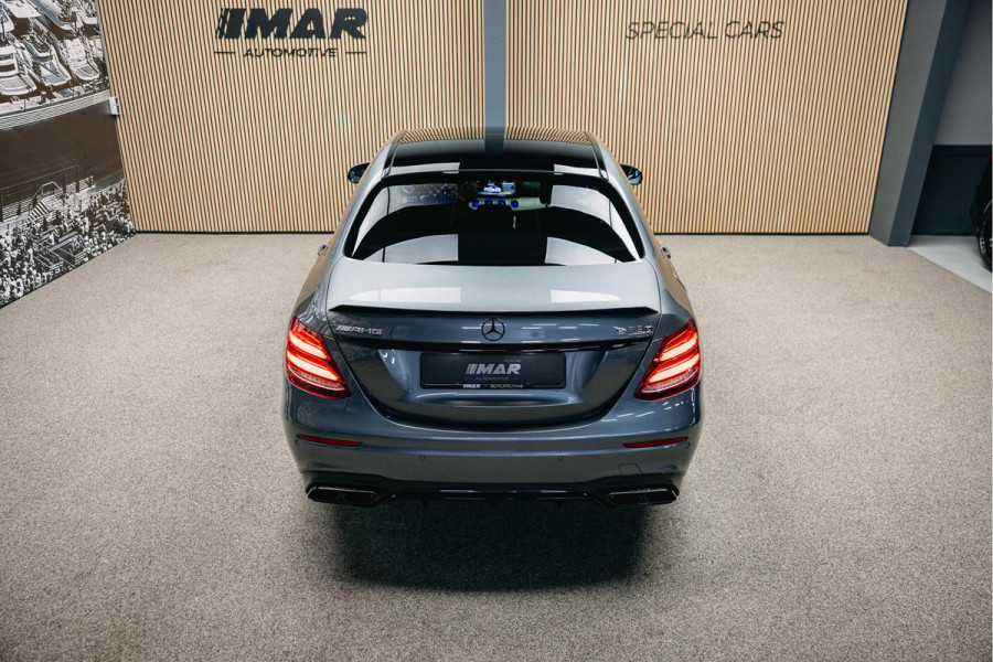 Mercedes-Benz E-Klasse E63s AMG 63 S 4MATIC Premium Plus | Burmester 3D | Carbon interieur en exterieur| Dealer onderhouden | Sportuitlaat | 360 Camera | Head-Up |
