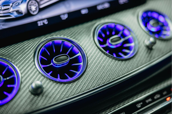 Mercedes-Benz E-Klasse E63s AMG 63 S 4MATIC Premium Plus | Burmester 3D | Carbon interieur en exterieur| Dealer onderhouden | Sportuitlaat | 360 Camera | Head-Up |