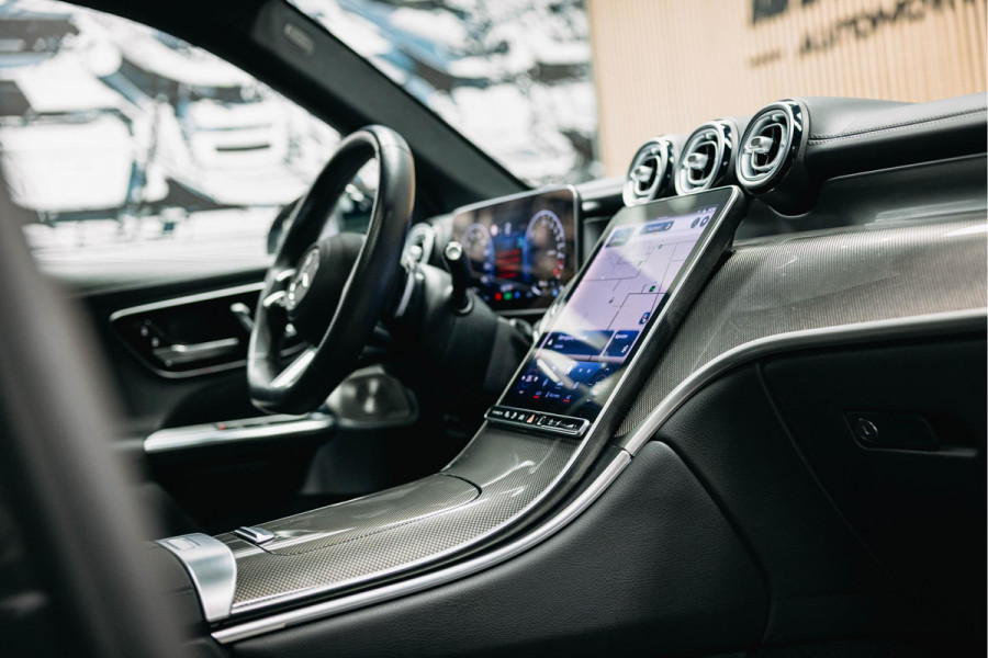 Mercedes-Benz GLC 300e 4MATIC AMG Line | Pano | Stoelverwarming | 360 camera | AMG Look |