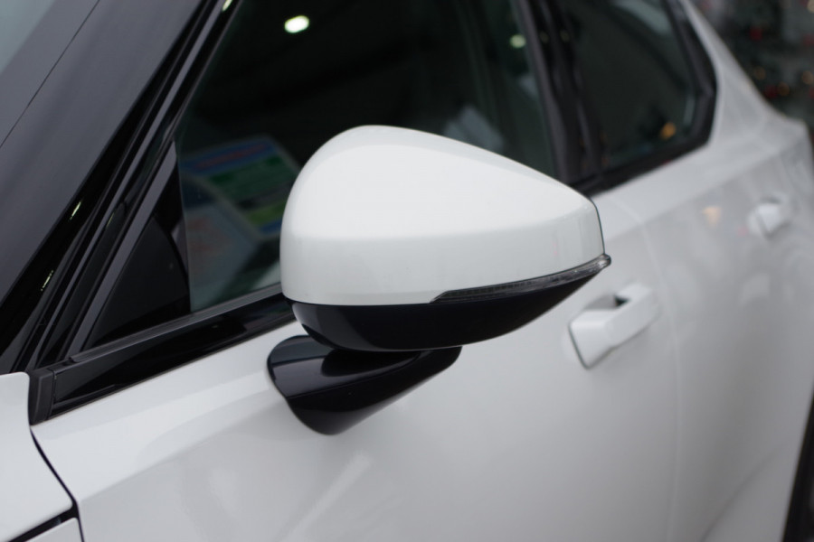 Polestar 2 Long Range Dual Motor 408 PK Launch Edition 78kWh Panoramadak, 89 % SOH Harman/Kardon, Carplay