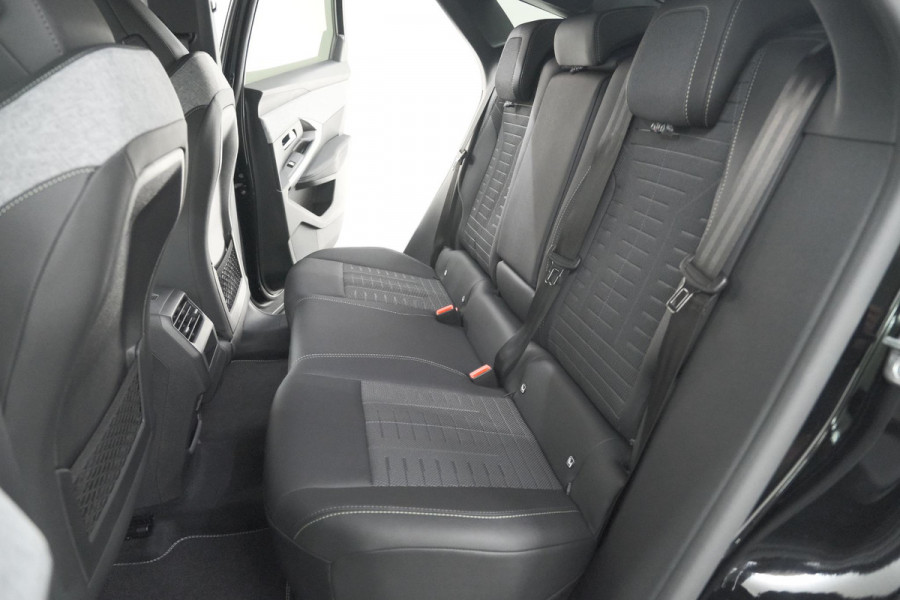 Peugeot 3008 Hybrid 145 e-DCS6 GT | Trekhaak | Elektrische Kofferklep | Adaptieve Cruise Control | Camera