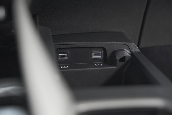 Peugeot 3008 Hybrid 145 e-DCS6 GT | Trekhaak | Elektrische Kofferklep | Adaptieve Cruise Control | Camera