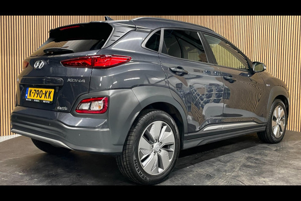 Hyundai Kona EV Premium 64 kWh|GROTE ACCU|100%SOH|FACELIFT|3-FASE|HUD|KRELL|LEDER|ACC|STUURVERW|STOELVERW+VENT.|CAMERA|CARPLAY|NL|