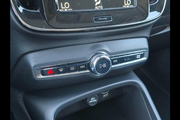 Volvo XC40 1.5 T5 Recharge Inscription Panoramadak/Camera/Carplay