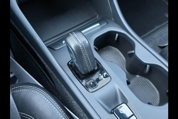 Volvo XC40 1.5 T5 Recharge Inscription Panoramadak/Camera/Carplay