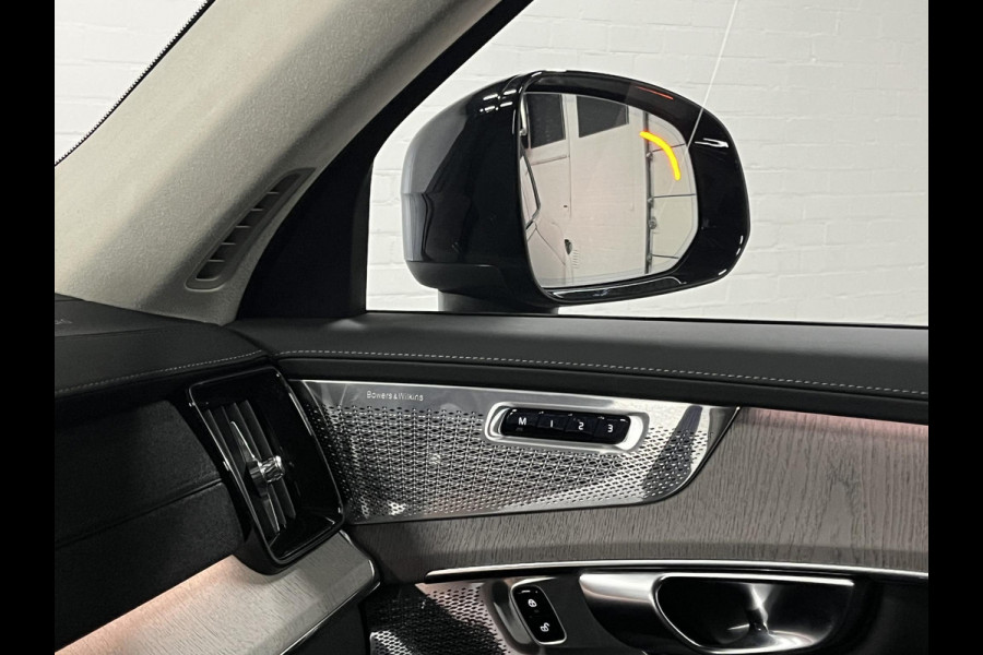 Volvo XC90 2.0 T8 Plug-in hybrid AWD Ultra Dark Luchtvering | Massage | Trekhaak | Bowers & Wilkins | Adapt. Cruise | Stoelventilatie | 22" wielen | 360 camera | Head-up