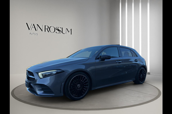 Mercedes-Benz A-Klasse 180 Business Solution AMG | 360 Camera | Head-up | Panoramadak | Navi | Sfeerverl | 19"| Trekh.Wegklap |