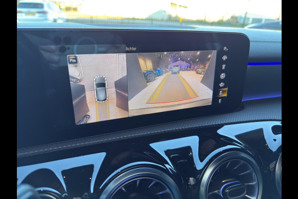 Mercedes-Benz A-Klasse 180 Business Solution AMG | 360 Camera | Head-up | Panoramadak | Navi | Sfeerverl | 19"| Trekh.Wegklap |