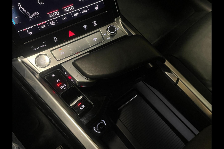 Audi e-tron 50 Quattro Launch Edition Plus 71 kWh|AFN.TREKHAAK|PANO|LEDER|ACC|APPLE CARPLAY|STOELVERW|MEMORY|NAP|NL-AUTO|INCL.BTW|