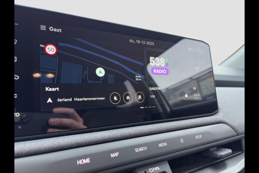 Kia EV3 Plus 81.4 kWh Automaat | Stoel & Stuurverwarming | Camera | Sensoren | Cruise |