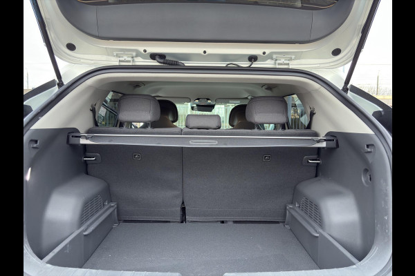 Kia EV3 Plus 81.4 kWh Automaat | Stoel & Stuurverwarming | Camera | Sensoren | Cruise |