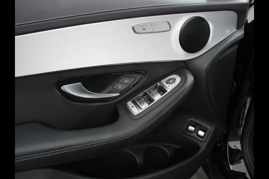 Mercedes-Benz GLC 300e 4MATIC PHEV Exclusive Navigatie Climate Control Leder(look) Camera Trekhaak Adaptive Cruise Control Dab