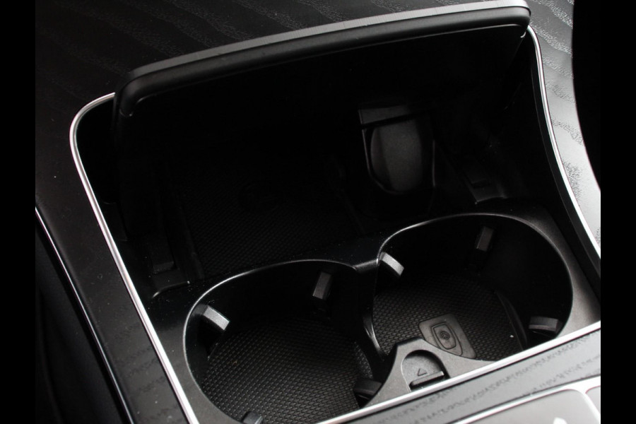 Mercedes-Benz GLC 300e 4MATIC PHEV Exclusive Navigatie Climate Control Leder(look) Camera Trekhaak Adaptive Cruise Control Dab