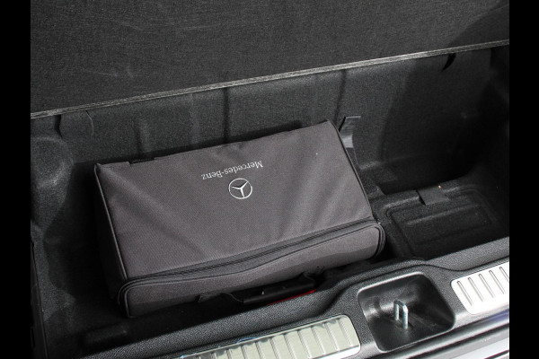 Mercedes-Benz GLC 300e 4MATIC PHEV Exclusive Navigatie Climate Control Leder(look) Camera Trekhaak Adaptive Cruise Control Dab